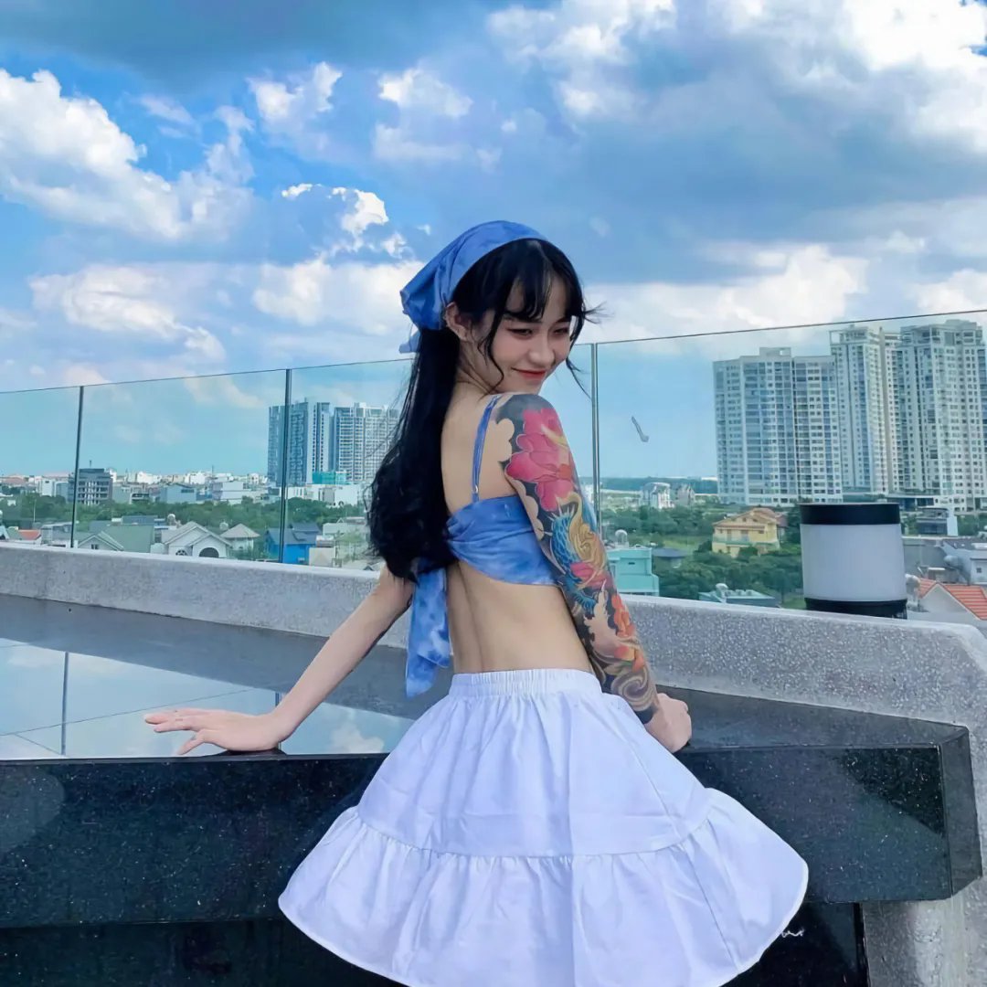 月中人